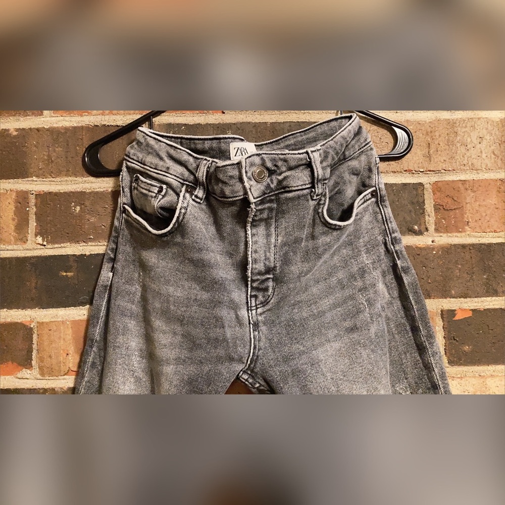 Zara Gray Skinny Jeans - Picture 6 of 8